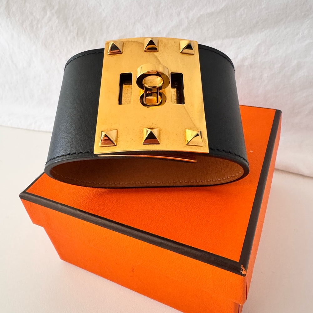 Hermes Kelly Dog Bracelet Gold 100% Authenticate
